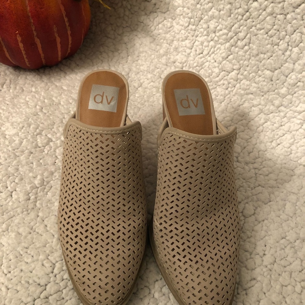 DV by Dolce Vita Booties Laser Cut Design